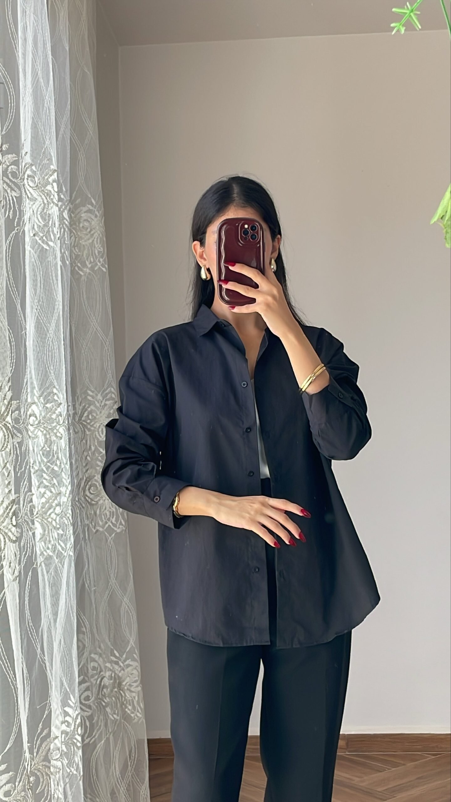 img_6117-2 Laya Oversize Shirt black – Image 1
