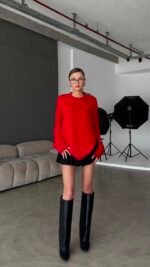 Elyra red sweater
