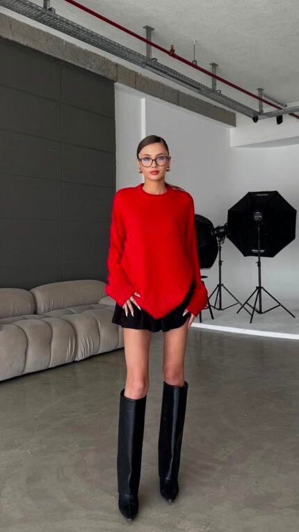 Elyra red sweater