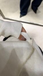 Buttoned  Knitwear Cardigan Creamy – Image 3