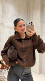Large Buttoned Knitted Cardigan Brown