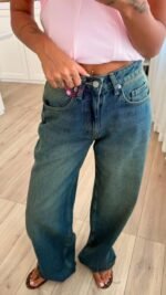 Wom Wide Leg Dark Vintage Jeans – Image 2